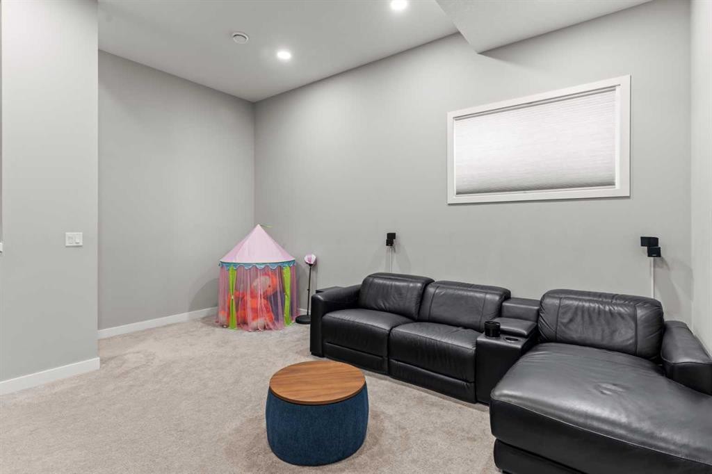 46 Corner Meadows Common Ne, Calgary, AB - Indoor