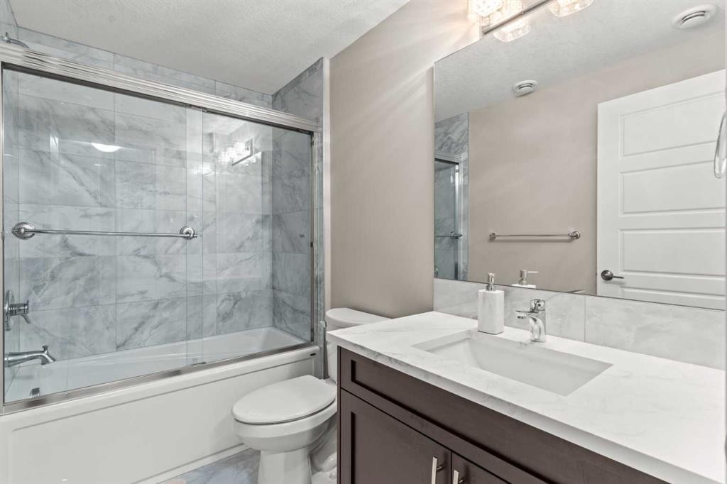 46 Corner Meadows Common Ne, Calgary, AB - Indoor Photo Showing Bathroom
