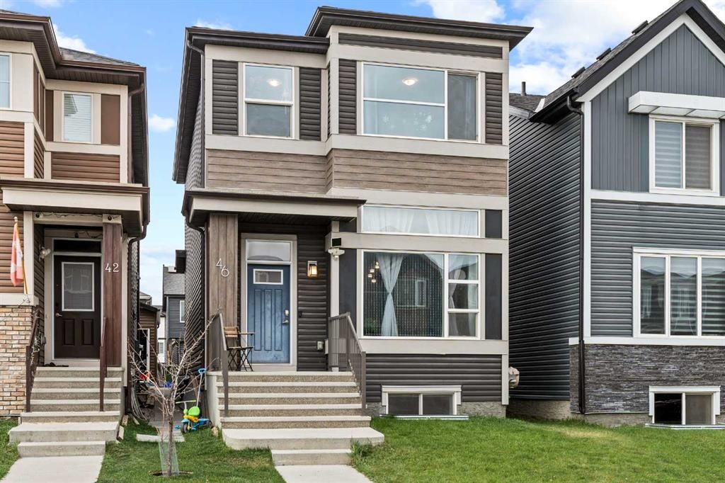 46 Corner Meadows Common Ne, Calgary, AB - Outdoor With Facade