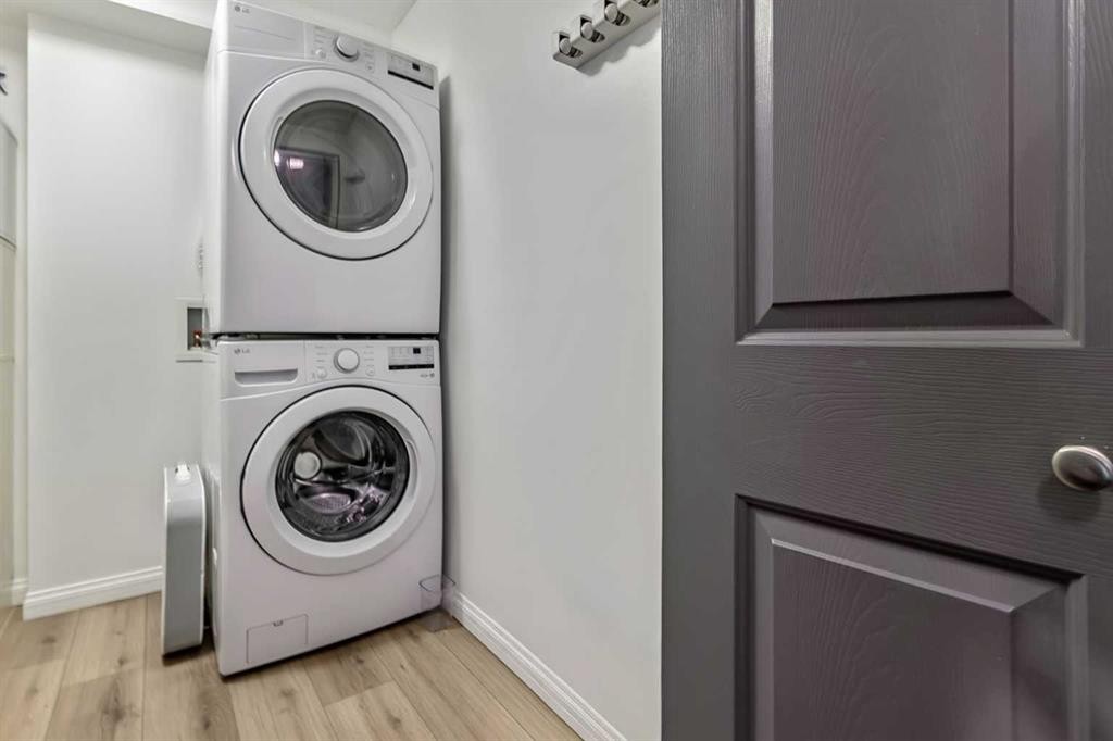 2307-12 Cimarron Common, Okotoks, AB - Indoor Photo Showing Laundry Room
