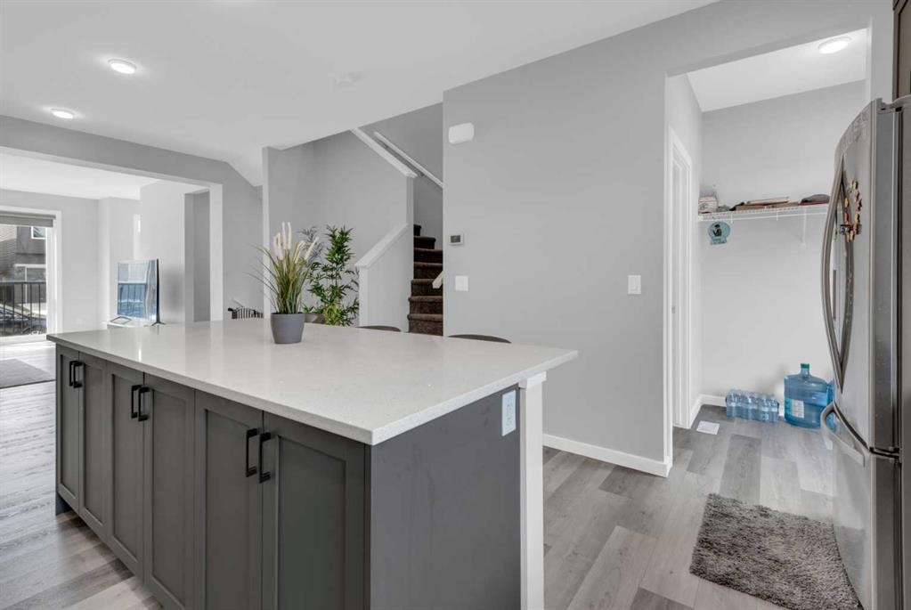 232 Walgrove Way Se, Calgary, AB