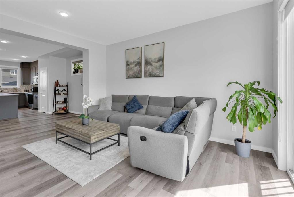 232 Walgrove Way Se, Calgary, AB