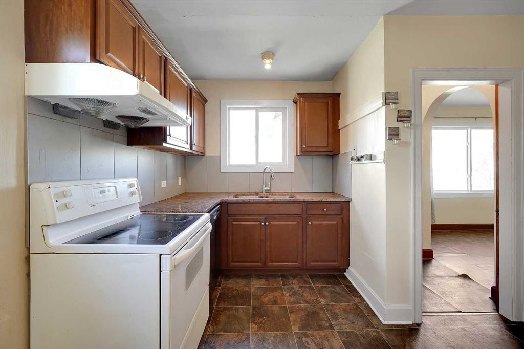1507 1 Street Ne, Calgary, AB - Indoor