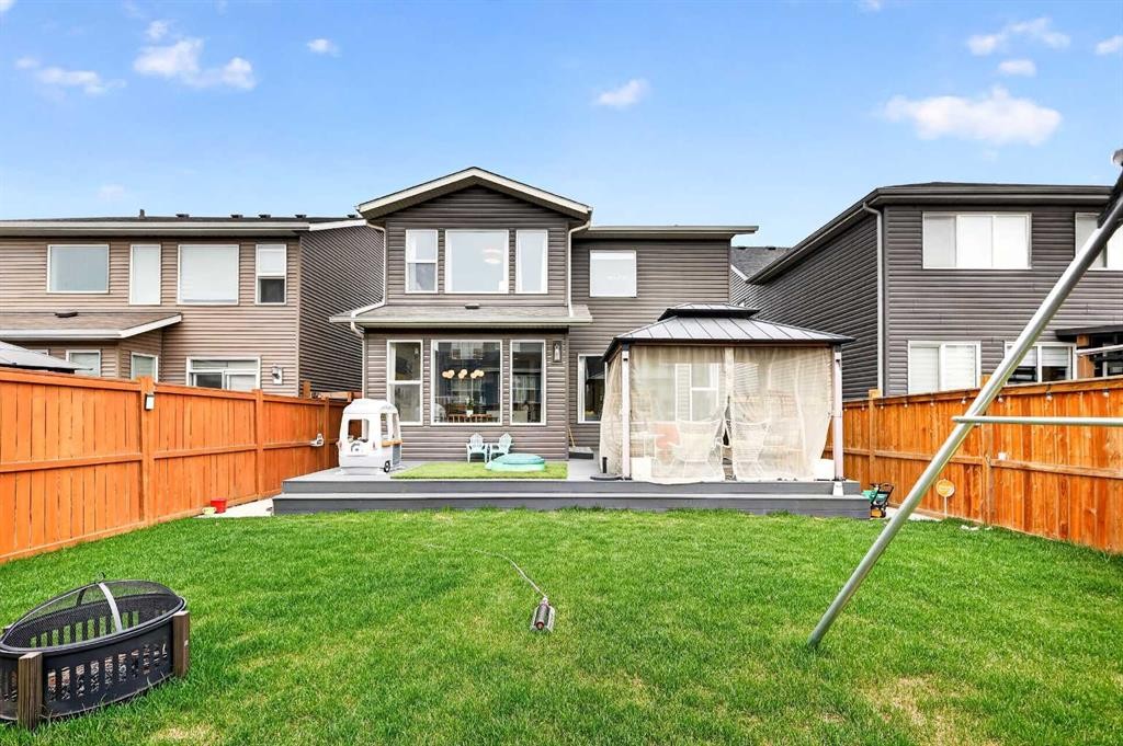 95 Howse Road Ne, Calgary, AB - Outdoor