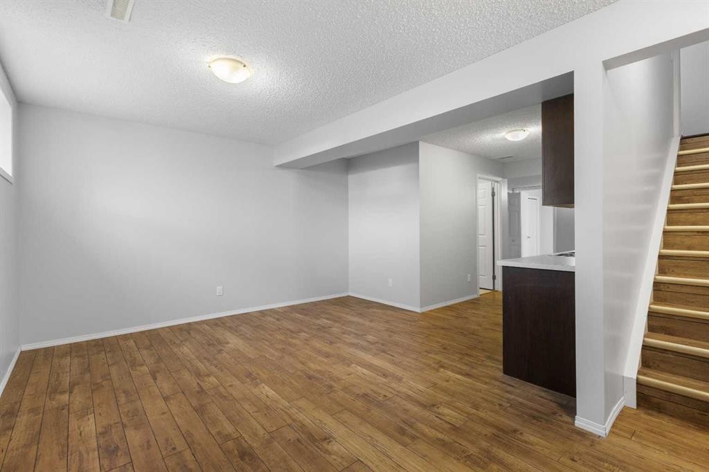 49 Auburn Crest Lane Se, Calgary, AB - Indoor Photo Showing Other Room