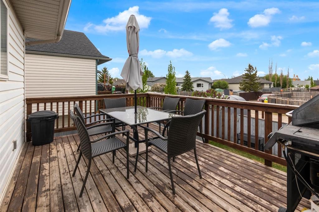 1918 Strathcona Terrace, Strathmore, AB - Outdoor With Deck Patio Veranda With Exterior