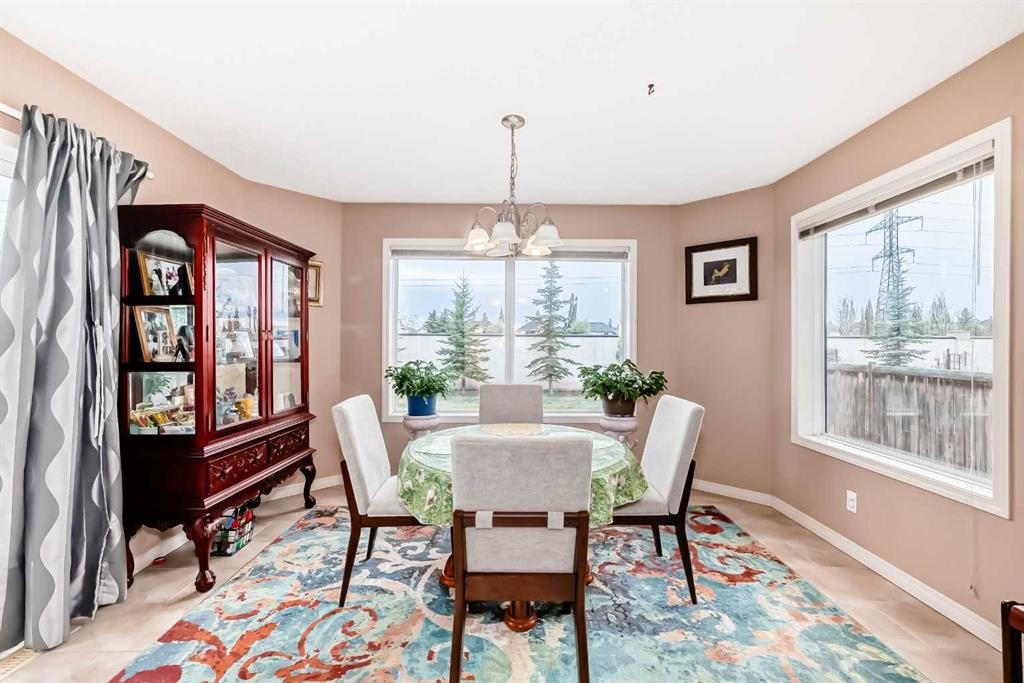 737 Wentworth Place Sw, Calgary, AB - Indoor Photo Showing Dining Room