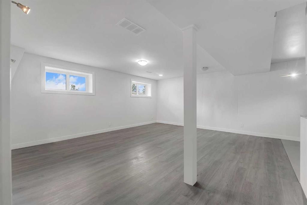 214 Rundleview Close Ne, Calgary, AB - Indoor