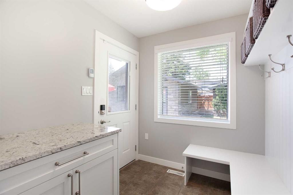 51 Wimbledon Drive Sw, Calgary, AB - Indoor Photo Showing Bedroom