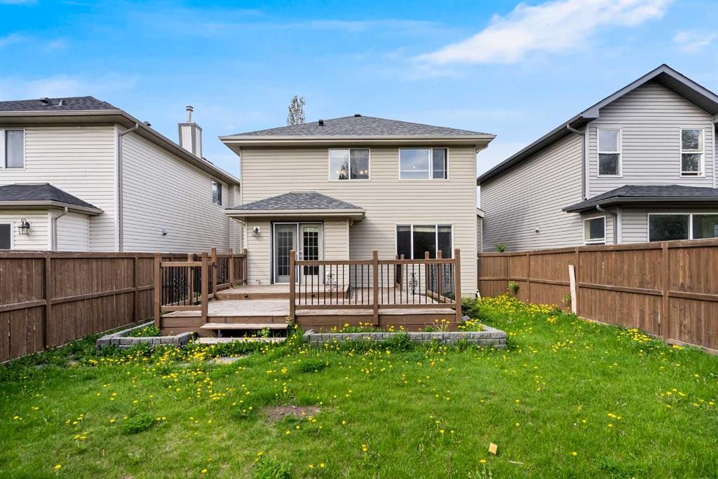 34 Kincora Drive Nw, Calgary, AB - Outdoor With Deck Patio Veranda