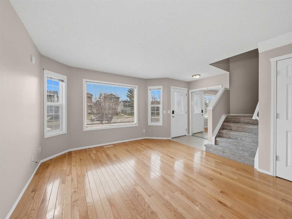 128 Taradale Drive Ne, Calgary, AB - Indoor Photo Showing Other Room