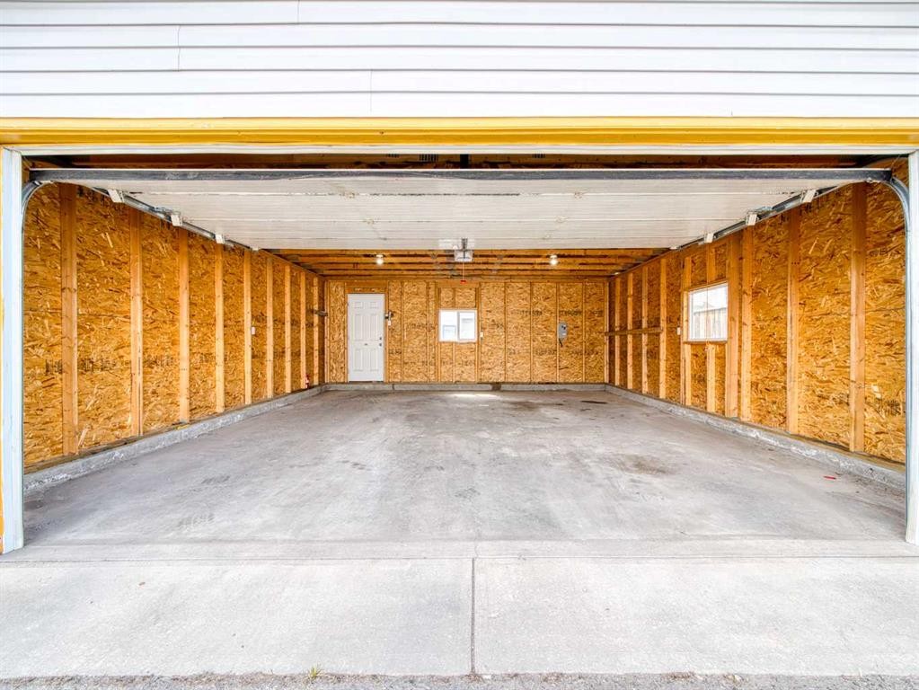 128 Taradale Drive Ne, Calgary, AB - Indoor