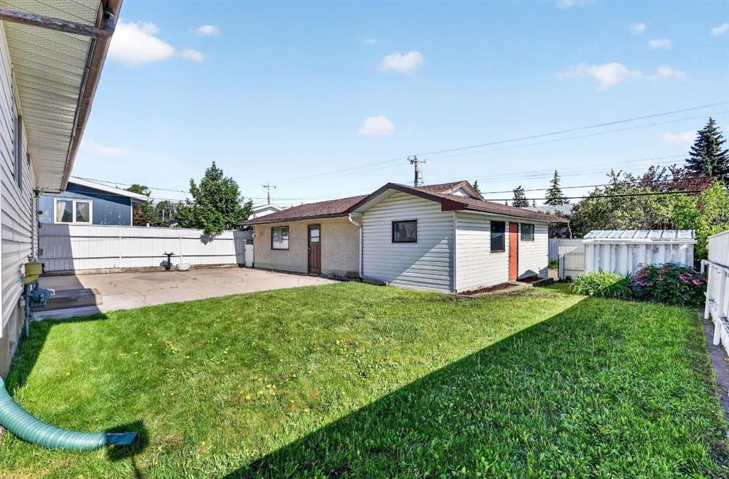 912 Stonehaven Road Sw, Calgary, AB