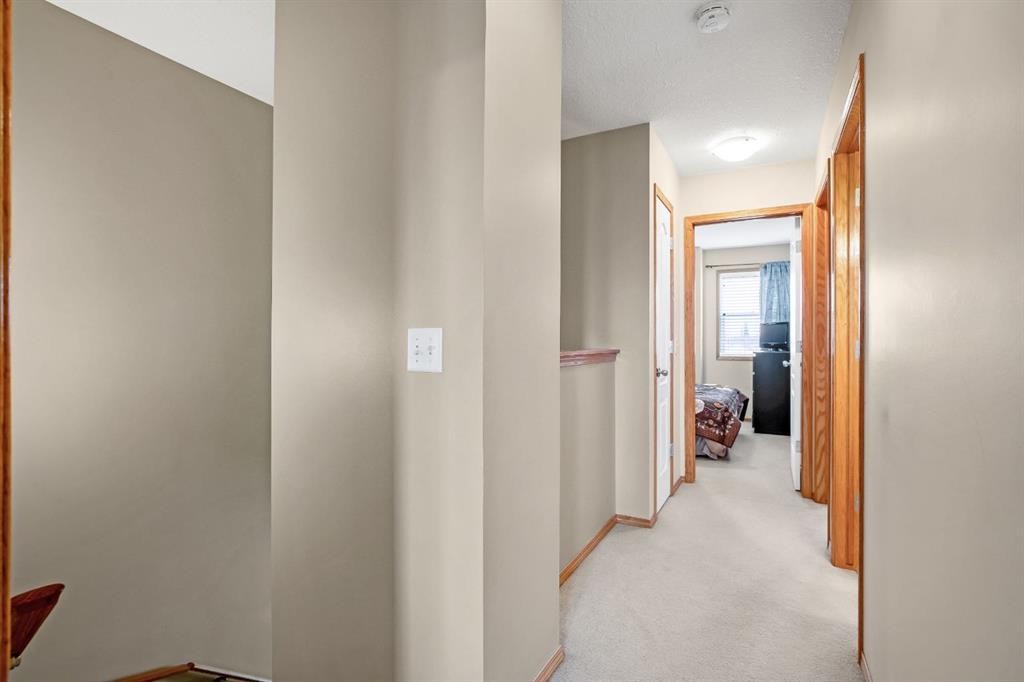209 Strathcona Circle, Strathmore, AB - Indoor Photo Showing Other Room