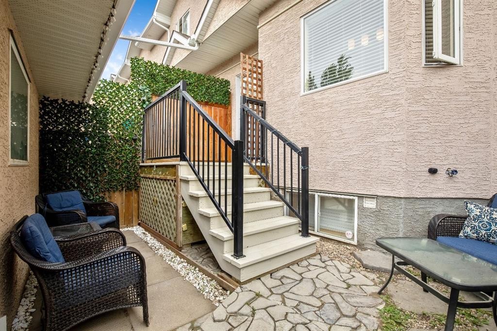 209 Strathcona Circle, Strathmore, AB - Outdoor With Deck Patio Veranda With Exterior