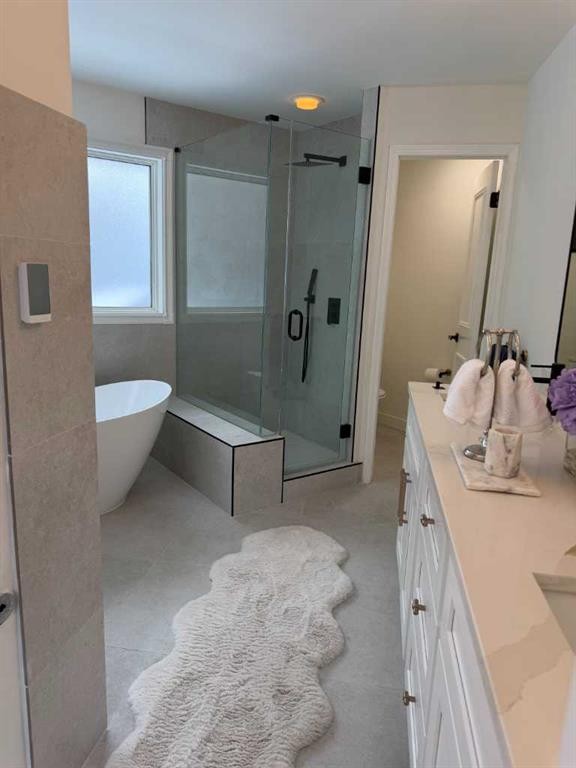 113 Straddock Terrace Sw, Calgary, AB - Indoor Photo Showing Bathroom