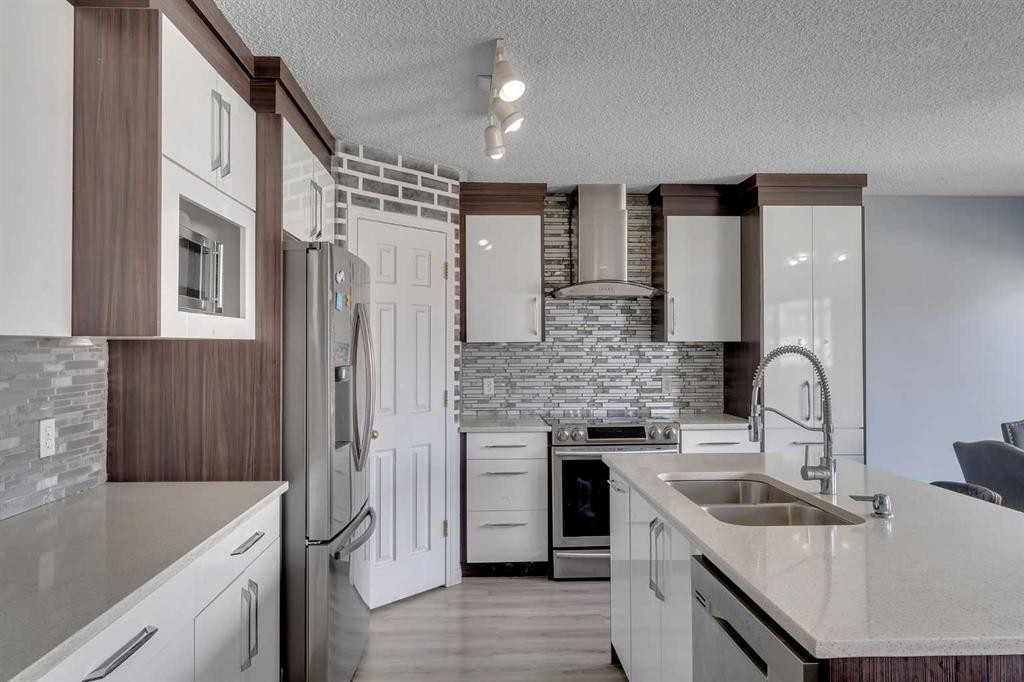 153 Saddlemead Road Ne, Calgary, AB