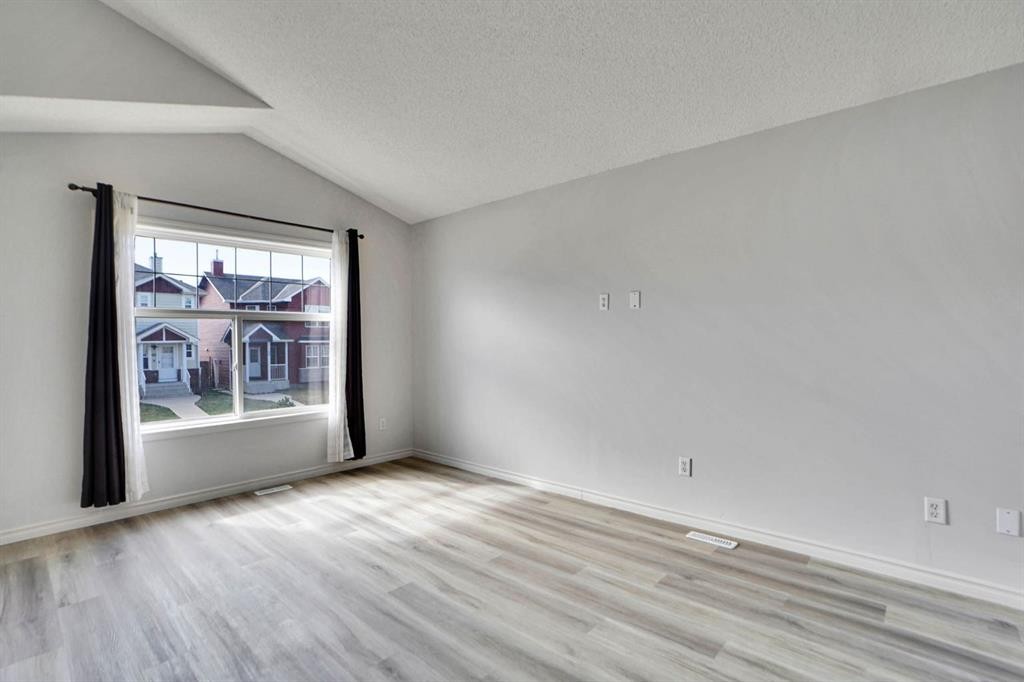 71 Saddlemont Road Ne, Calgary, AB - Indoor Photo Showing Other Room