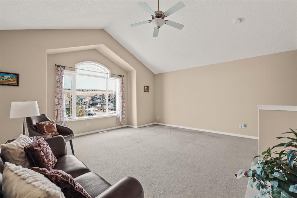 430 Discovery Ridge Boulevard Sw, Calgary, AB - Indoor