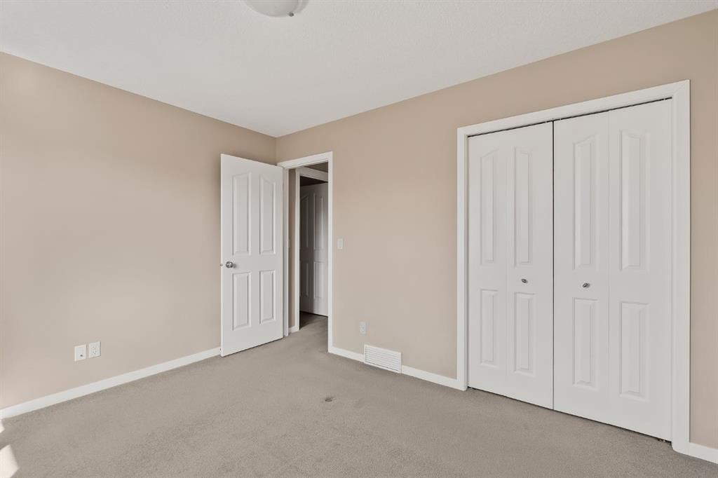 430 Discovery Ridge Boulevard Sw, Calgary, AB - Indoor