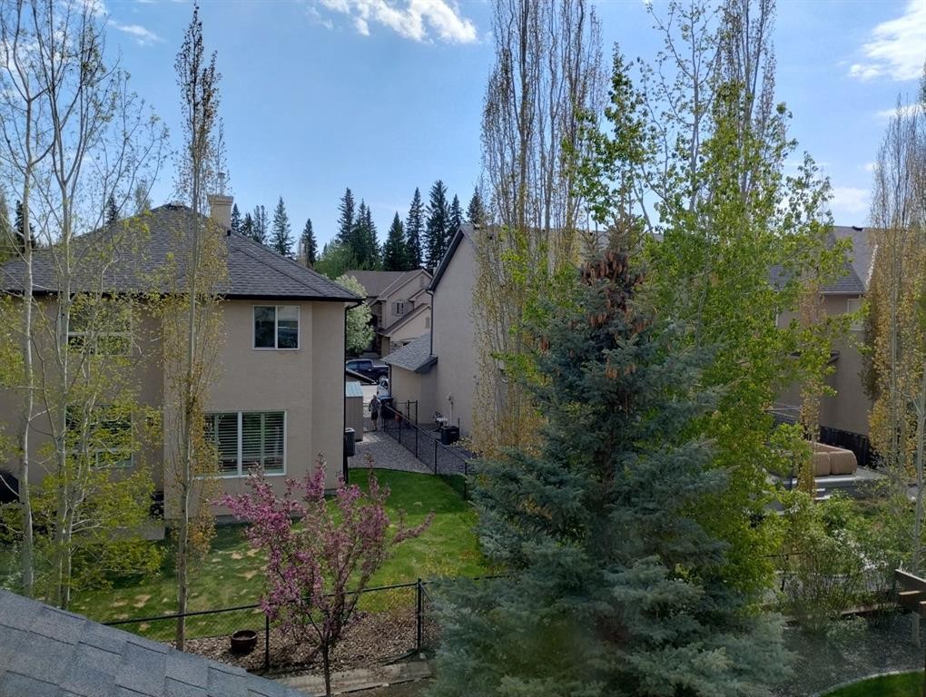 430 Discovery Ridge Boulevard Sw, Calgary, AB - Outdoor