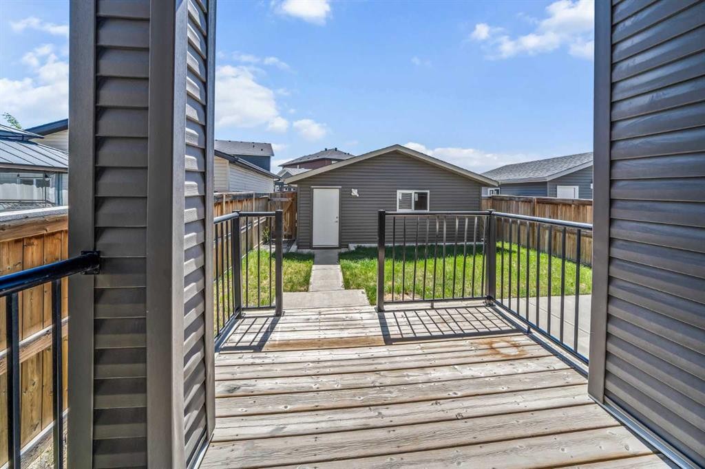 858 Evanston Drive Nw, Calgary, AB
