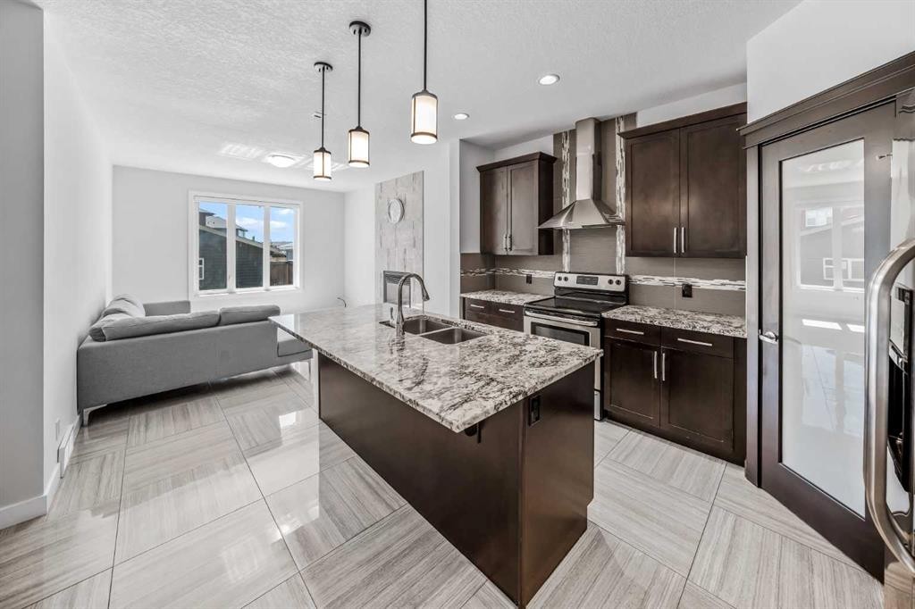 858 Evanston Drive Nw, Calgary, AB