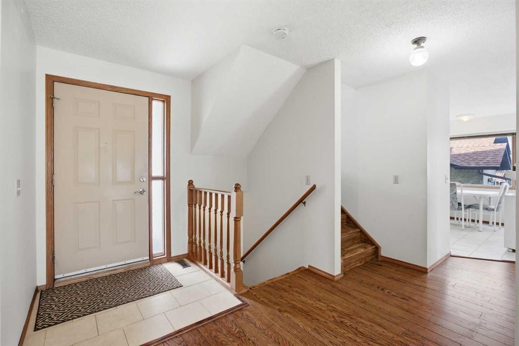 56 Whitworth Place Ne, Calgary, AB - Indoor Photo Showing Other Room