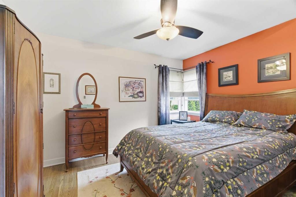1945 Mountview Crescent Ne, Calgary, AB - Indoor Photo Showing Bedroom