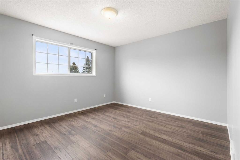 256 Covington Place Ne, Calgary, AB - Indoor Photo Showing Other Room