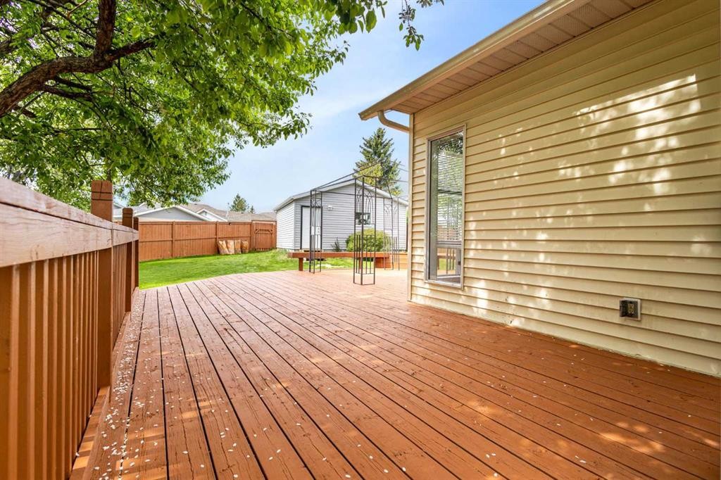 256 Covington Place Ne, Calgary, AB - Outdoor With Deck Patio Veranda With Exterior