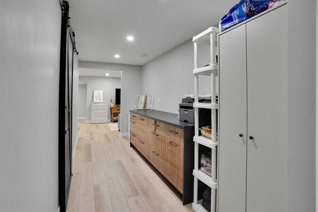 145 Marquis Common Se, Calgary, AB - Indoor Photo Showing Other Room