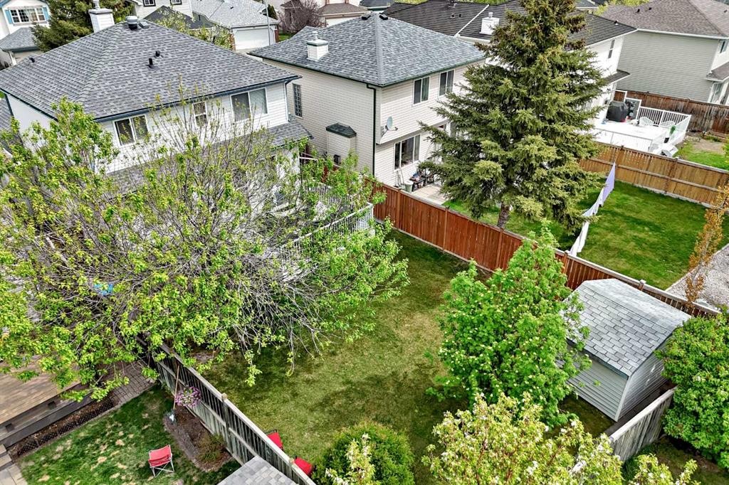 327 Hidden Ranch Circle Nw, Calgary, AB - Outdoor