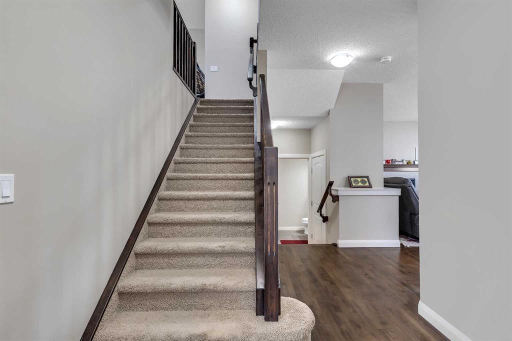 1564 Copperfield Boulevard Se, Calgary, AB - Indoor Photo Showing Other Room