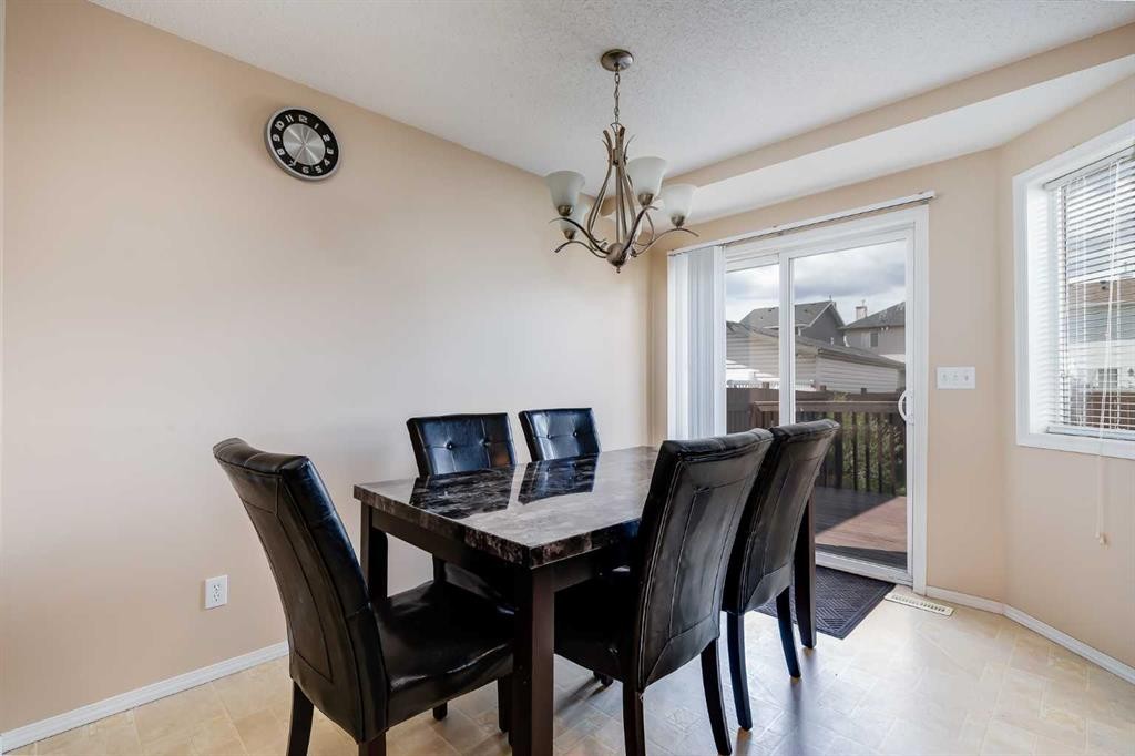 31 Taralake Gardens Ne, Calgary, AB - Indoor Photo Showing Dining Room