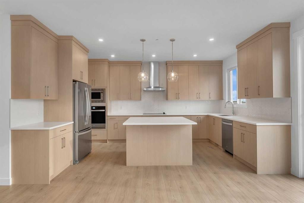 416 Watercrest Place, Chestermere, AB - Indoor Photo Showing Kitchen With Upgraded Kitchen