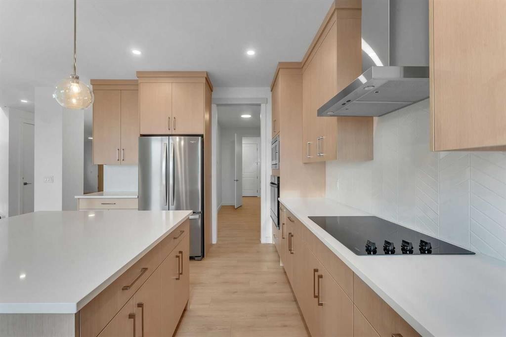 416 Watercrest Place, Chestermere, AB - Indoor Photo Showing Kitchen With Upgraded Kitchen