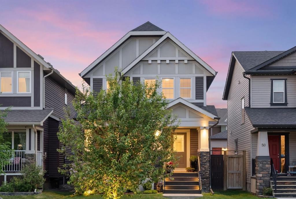 54 Legacy Common Se, Calgary, AB - Outdoor With Facade