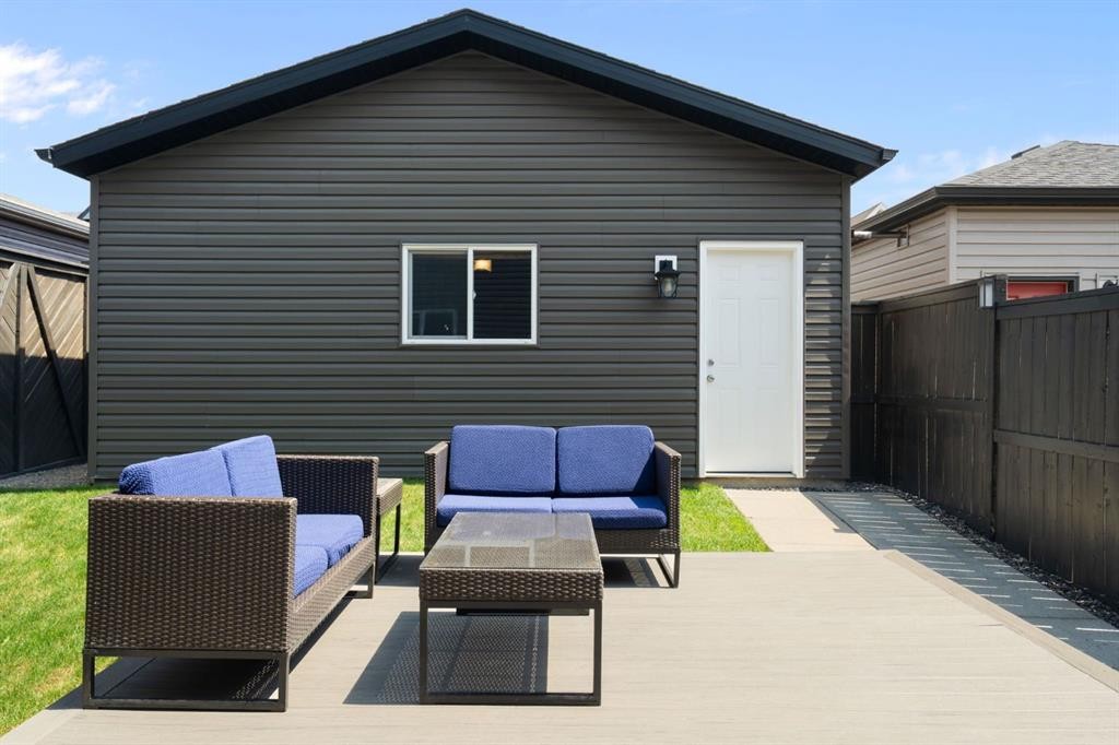 54 Legacy Common Se, Calgary, AB - Outdoor With Deck Patio Veranda With Exterior