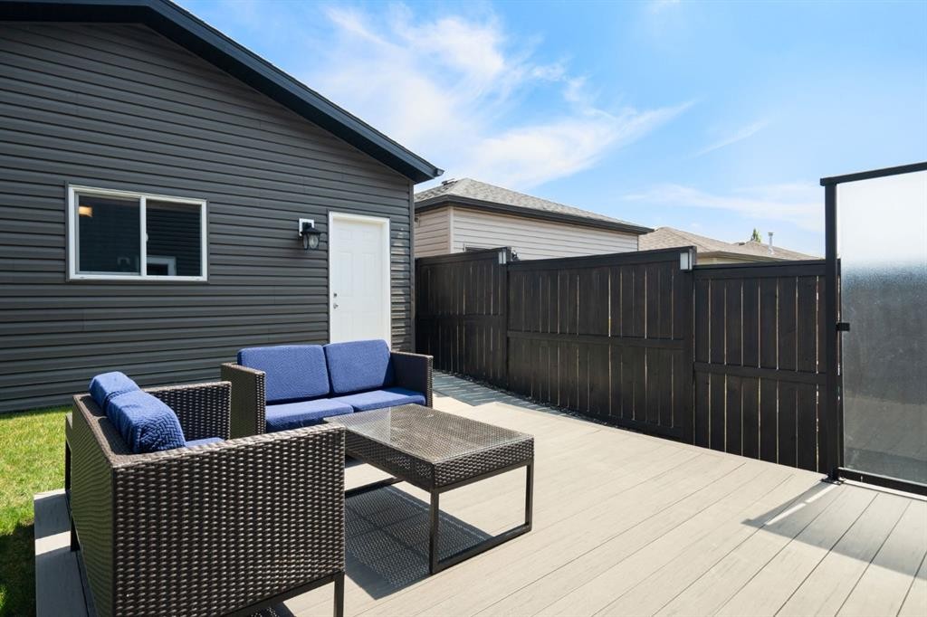 54 Legacy Common Se, Calgary, AB - Outdoor With Deck Patio Veranda With Exterior