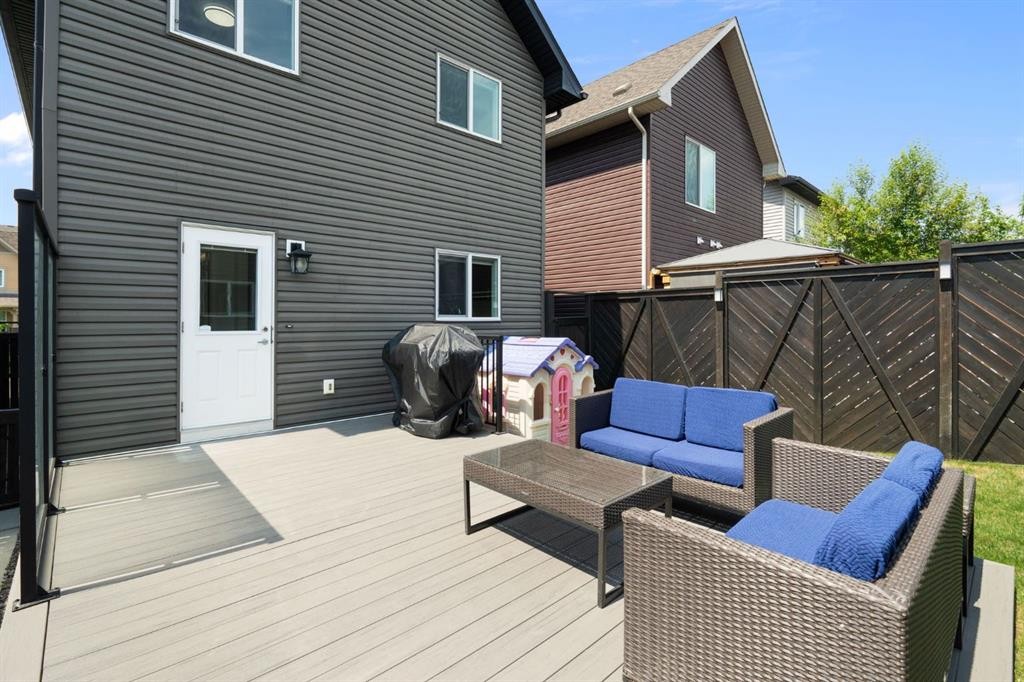 54 Legacy Common Se, Calgary, AB - Outdoor With Deck Patio Veranda With Exterior