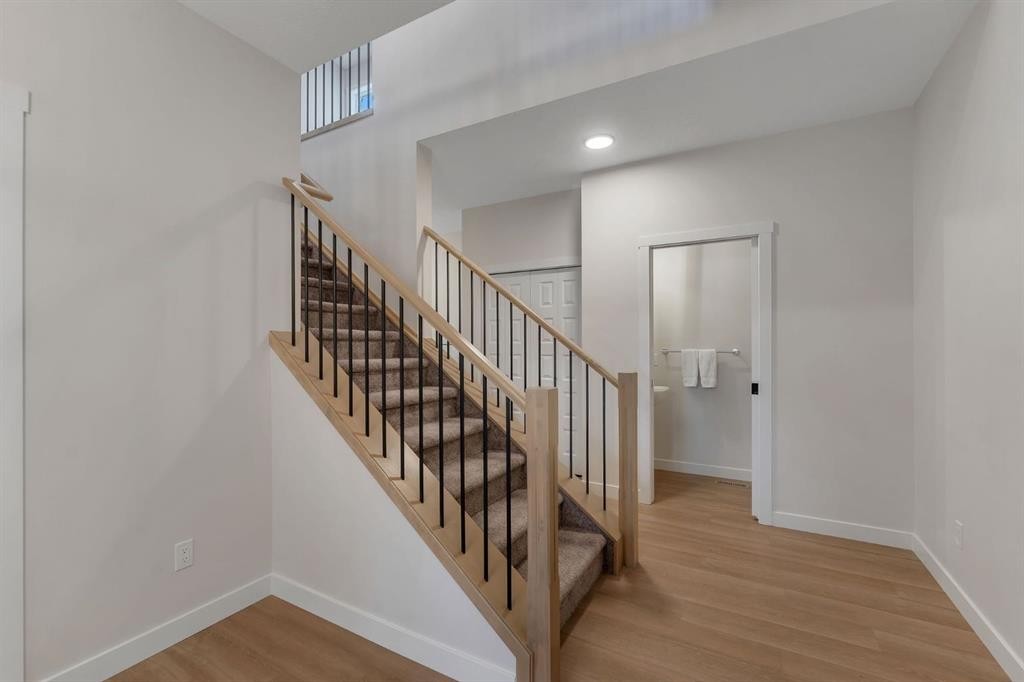 445 Lewiston Landing Ne, Calgary, AB - Indoor Photo Showing Other Room