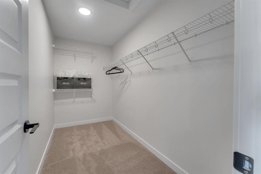 445 Lewiston Landing Ne, Calgary, AB - Indoor With Storage