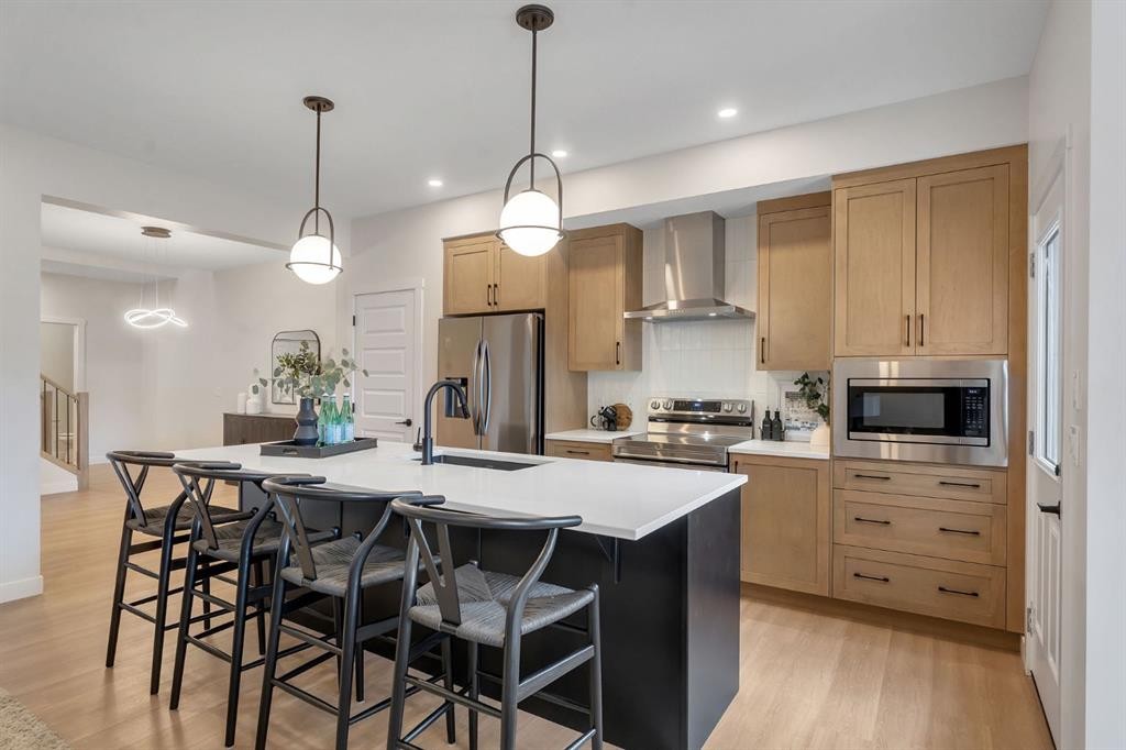 445 Lewiston Landing Ne, Calgary, AB - Indoor Photo Showing Kitchen With Upgraded Kitchen