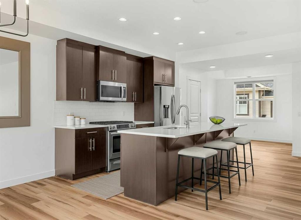 357 Mckenzie Towne Gate Se, Calgary, AB