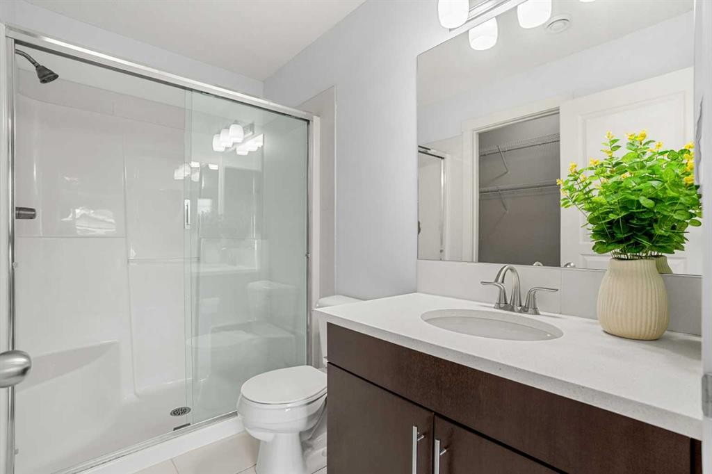 357 Mckenzie Towne Gate Se, Calgary, AB