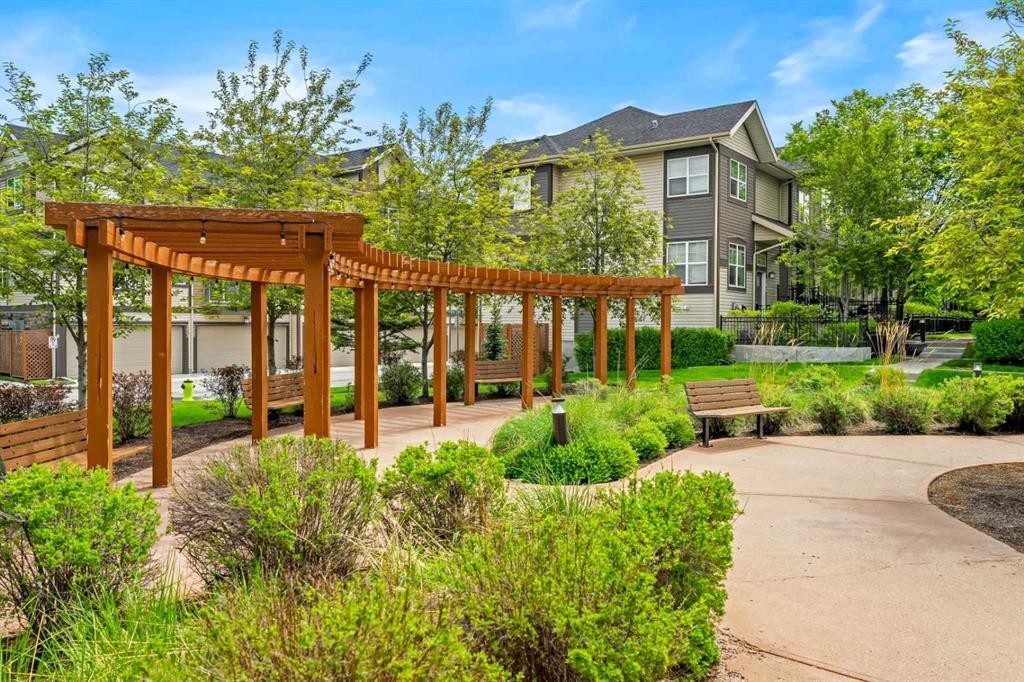 357 Mckenzie Towne Gate Se, Calgary, AB