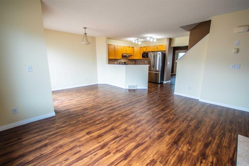 11 Saddlebrook Mews Ne, Calgary, AB