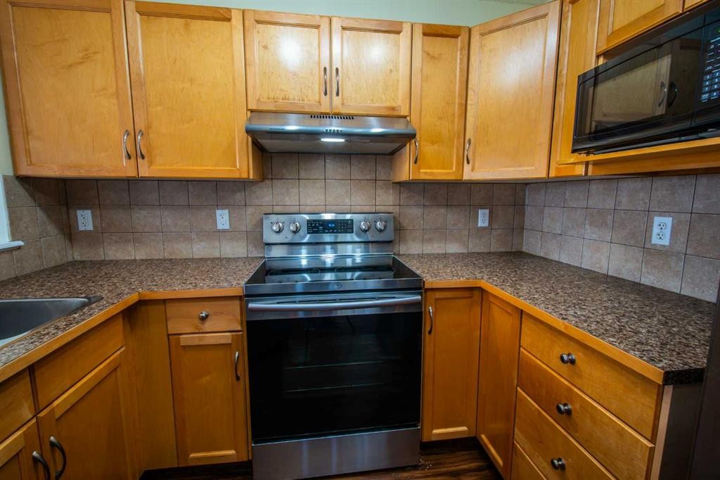 11 Saddlebrook Mews Ne, Calgary, AB