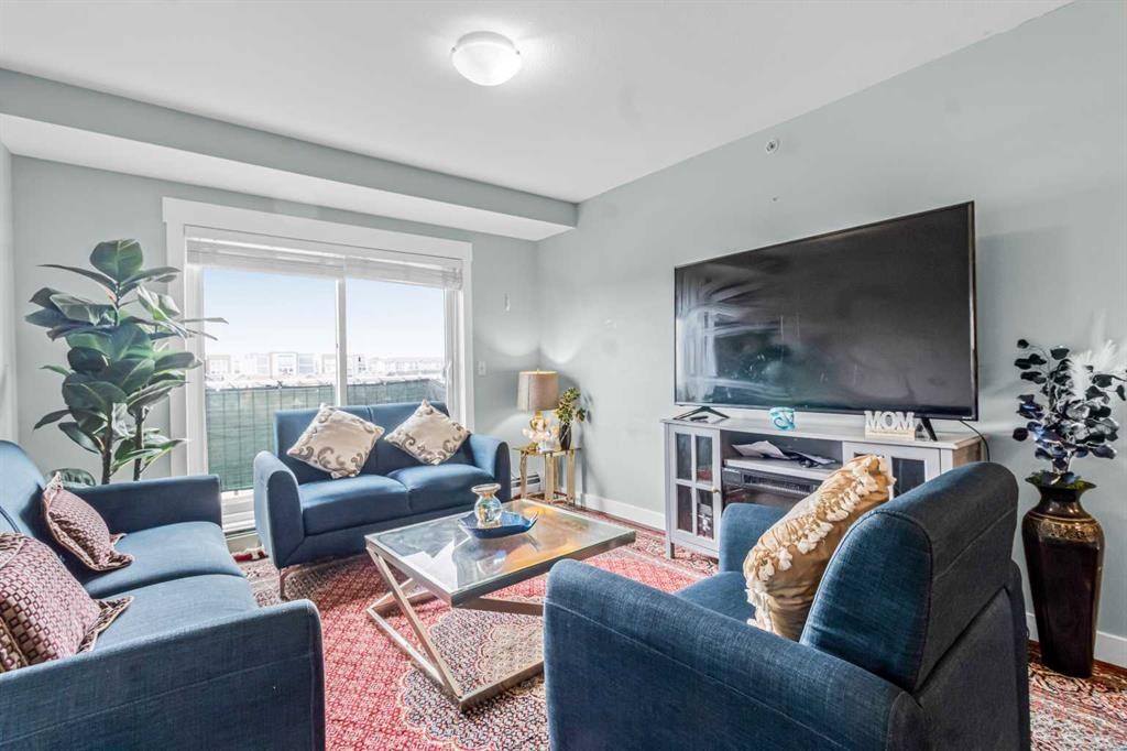 5404-302 Skyview Ranch Drive Ne, Calgary, AB - Indoor Photo Showing Living Room